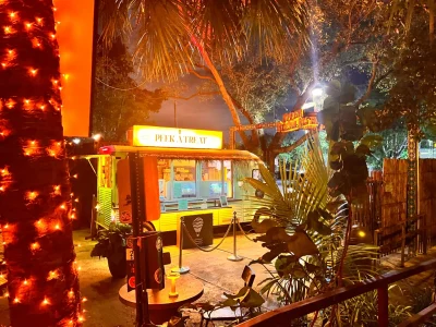 gallery-food-truck-CxLZKhtS